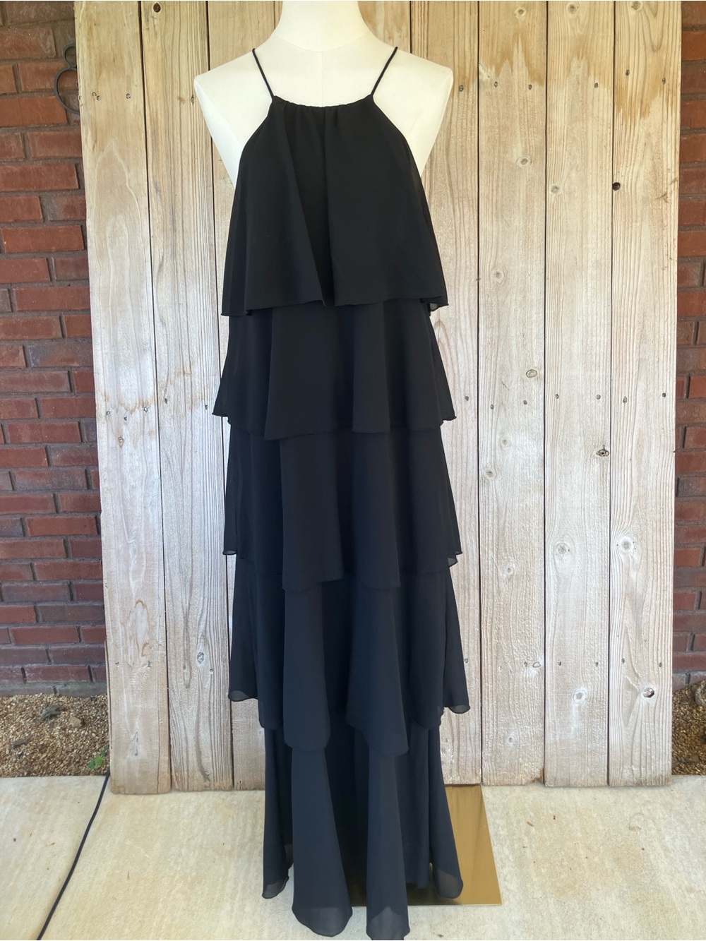 HYFVE Black Tiered Ruffle Prom Dress